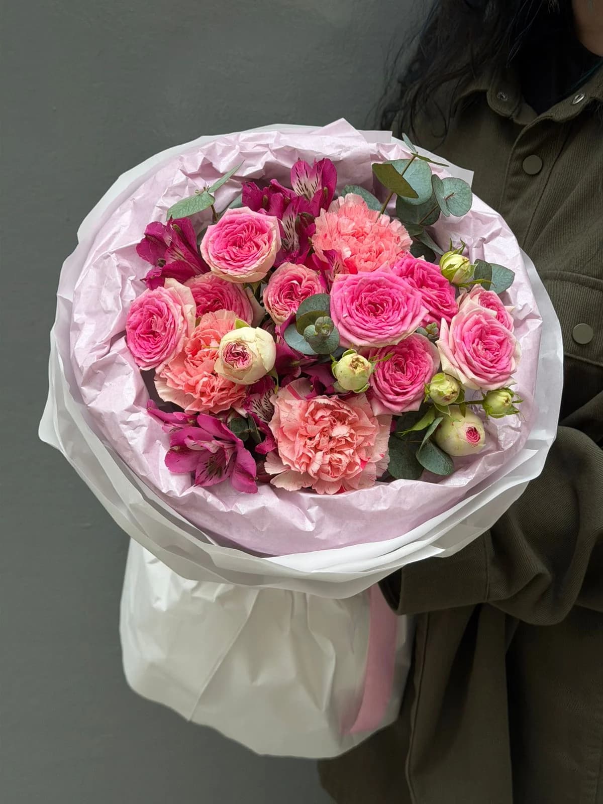 Mix bouquet with Gelato spray roses, Alstroemeria & Carnation