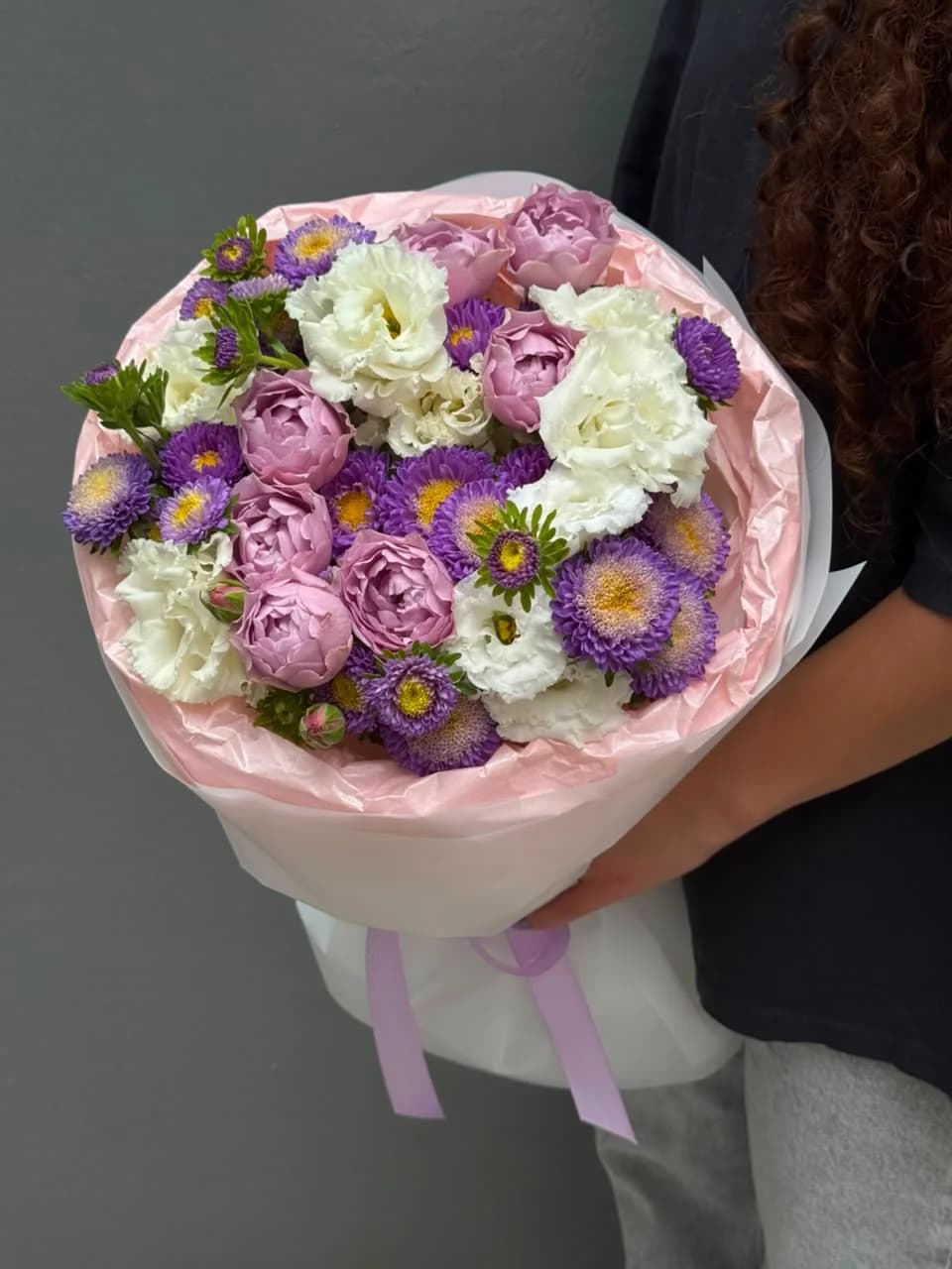 Mix bouquet of Lavender Bubbles spray roses, astra and eustoma