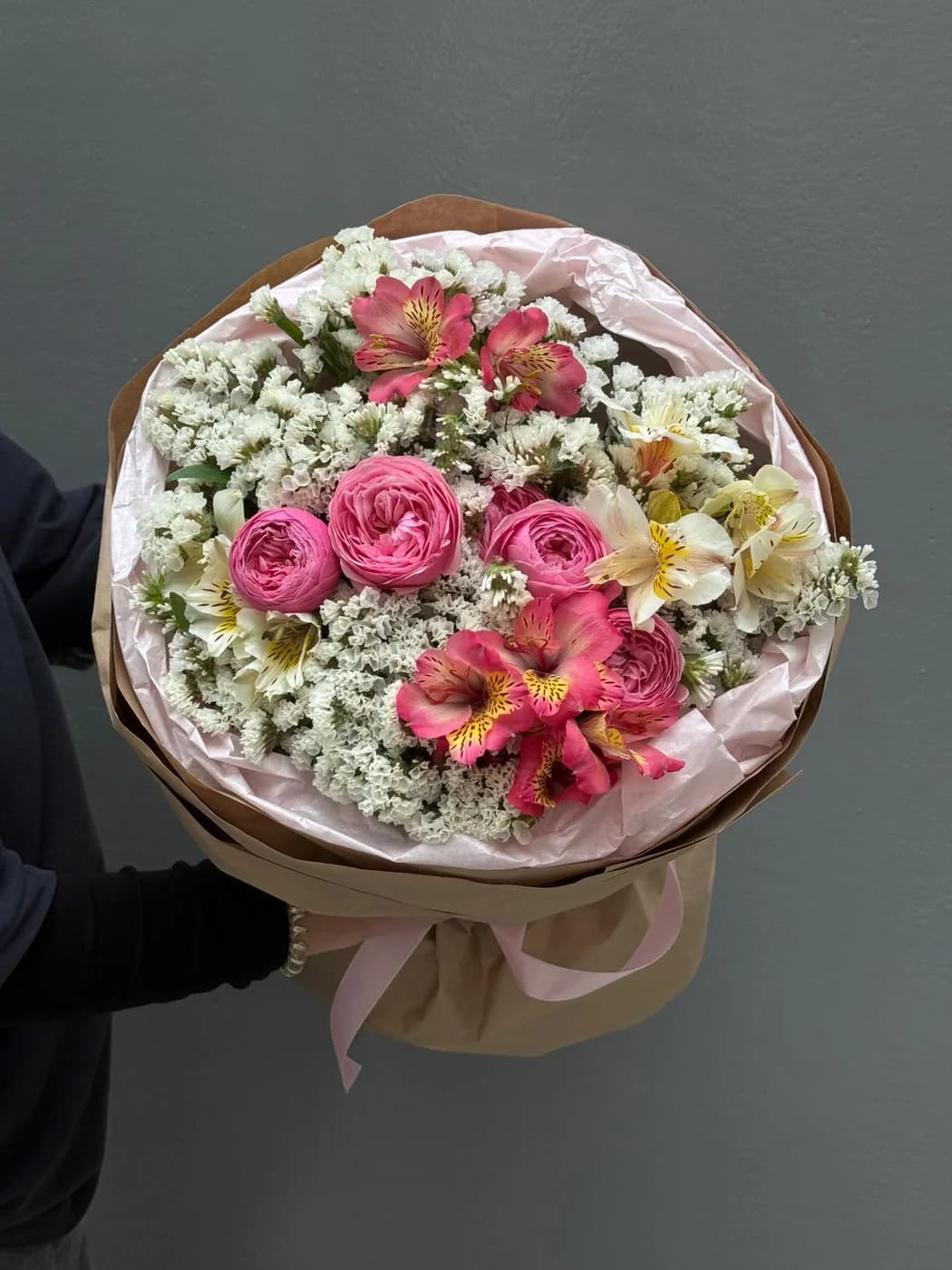 Mix bouquet with White Limonium, Alstroemeria & Pink Silva spray roses