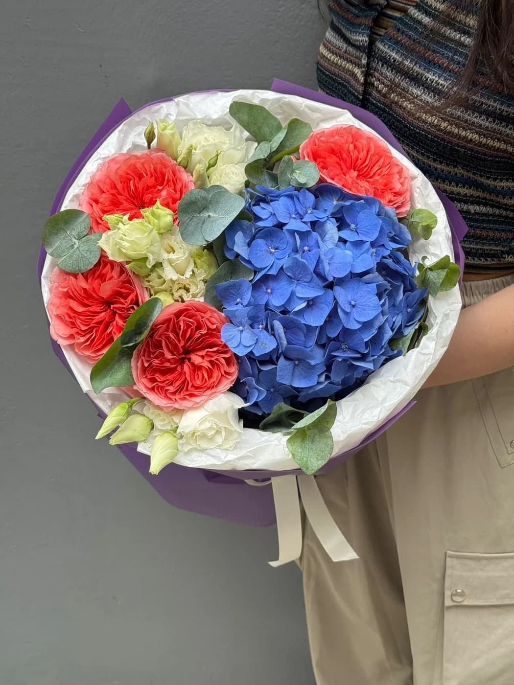 Mix bouquet of Candy Expression roses, Hydrangea and Eustoma