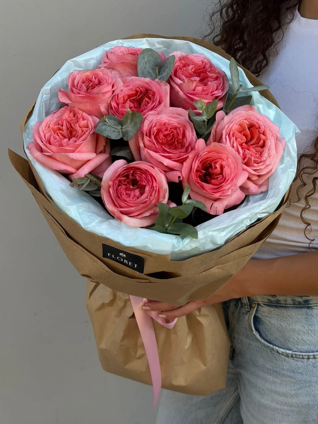 Pink Expression qızılgüllər ilə mono buket