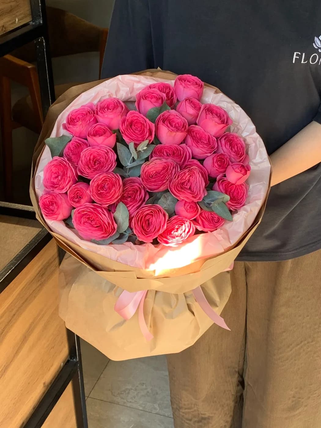 Mono bouquet of Gisele Pink spray roses