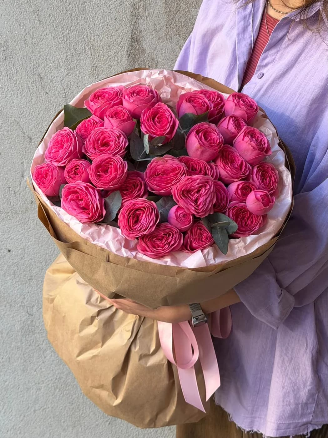 Mono bouquet with Giselle roses
