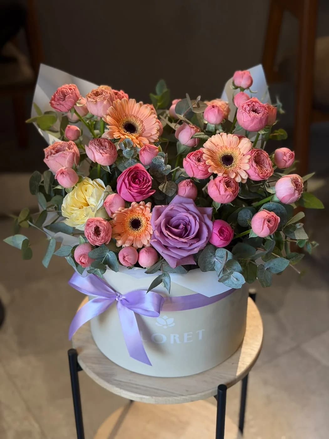 Mix Bouquet with harper spray roses,cool water roses and peach gerber