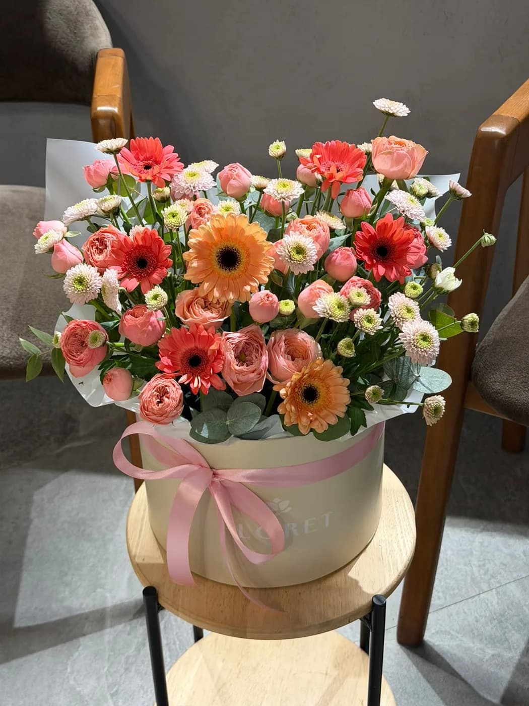 Mix arrangement in a beige box