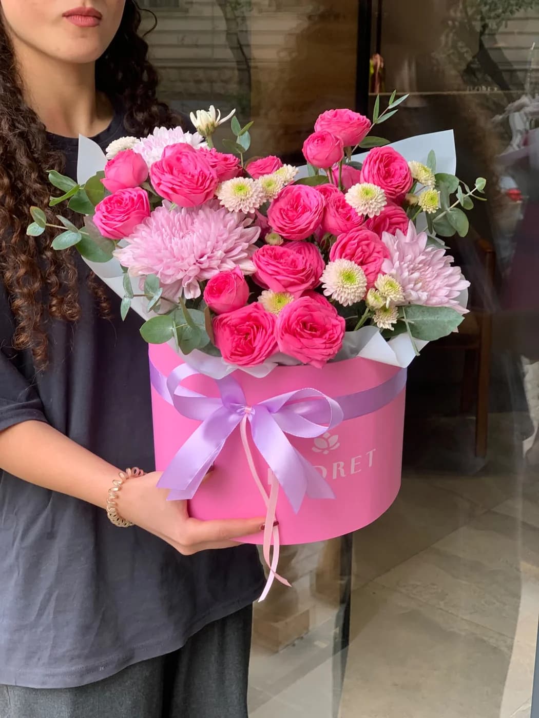 Duo composition in a box — Giselle Pink & Pink Chrysanthemum